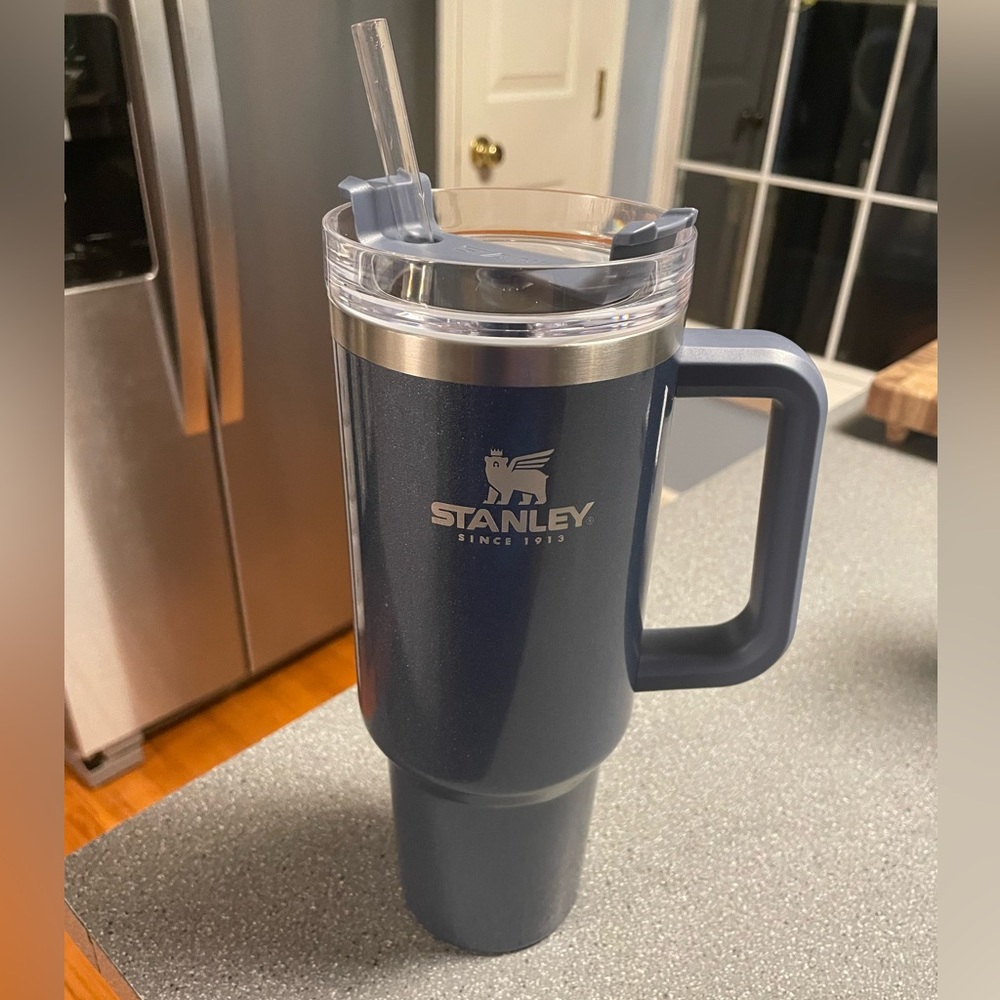 Stanley 40oz tumbler midnight pearlescent